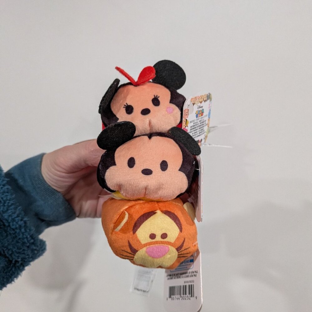 *3/$10* Set of 3 Mickey Minnie and Tigger Tsum Tsums Stuffed Toys